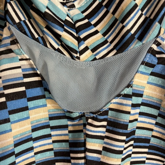 Bette & Court Quarter Zip Top in size medium - Picture 3 of 4